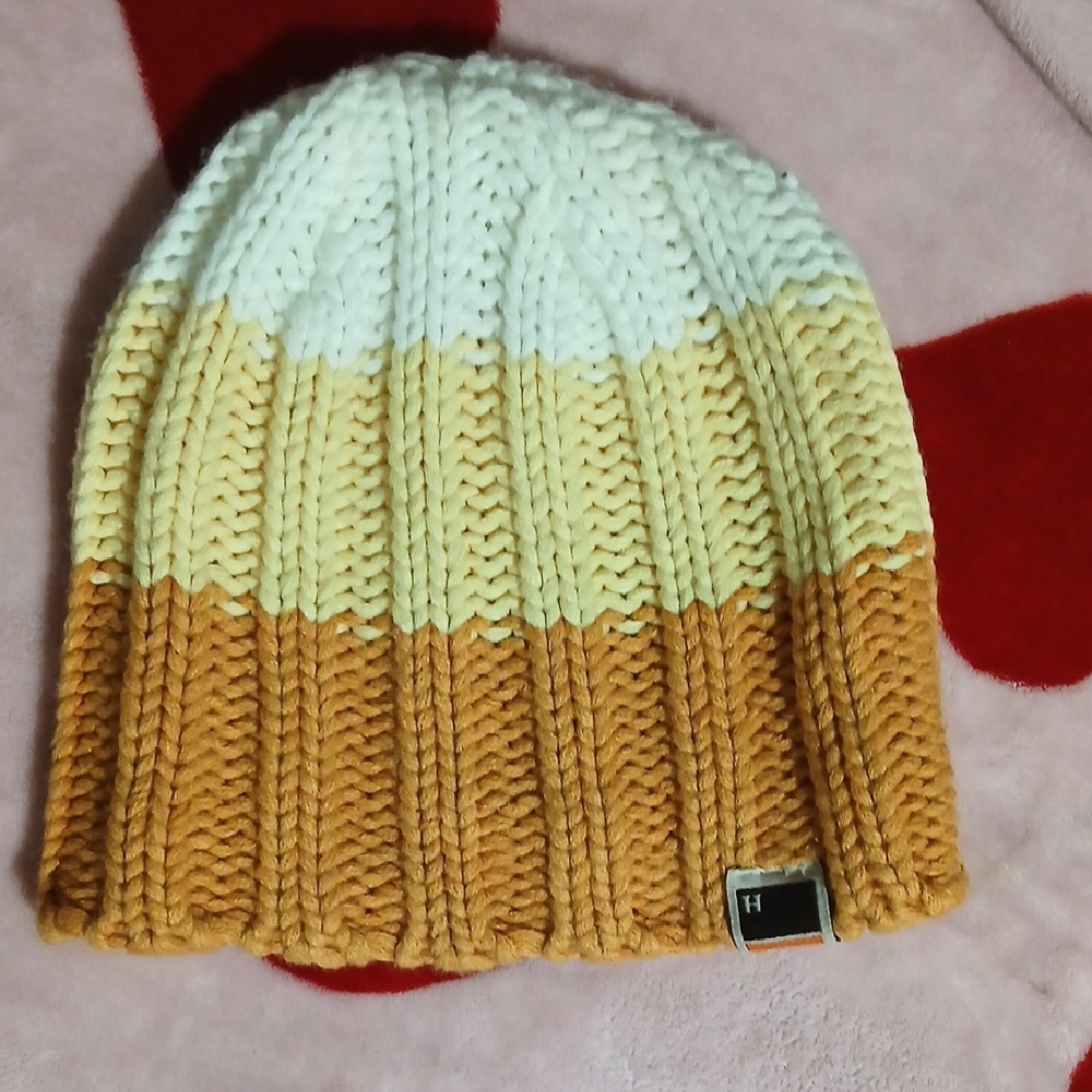 Y2k "H" Knitted Beanie - White, Yellow, and Brown